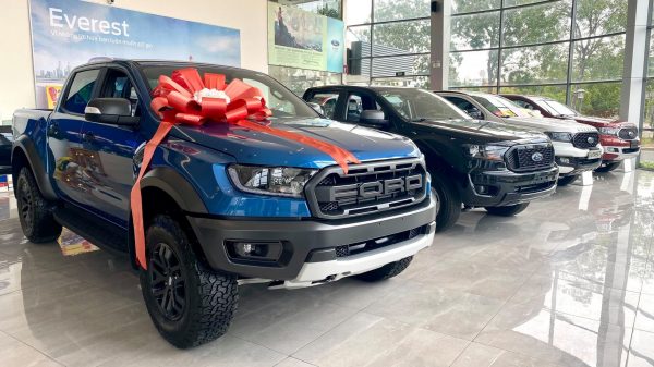 showroom ninh thuan ford