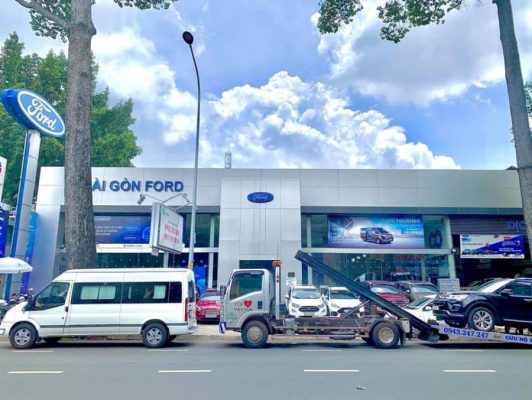 showroom sai gòn ford cao thắng 4