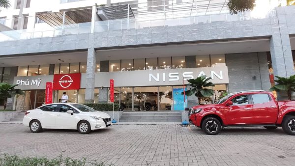 showroom nissan Phu My