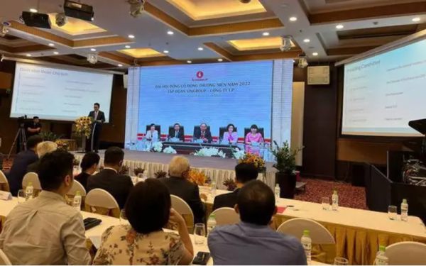 dai hoi cong dong thuong nien 2022 cua vinfast